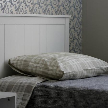 Liisu Kuelalistemaja Apartment Haapsalu Bagian luar foto