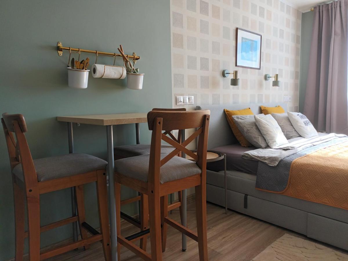 Liisu Kuelalistemaja Apartment Haapsalu Bagian luar foto